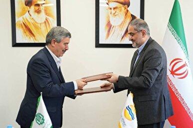 امضای تفاهم‌نامه ۲۱۰ میلیارد تومانی بنیاد علوی و منطقه آزاد قشم برای محرومیت‌زدایی