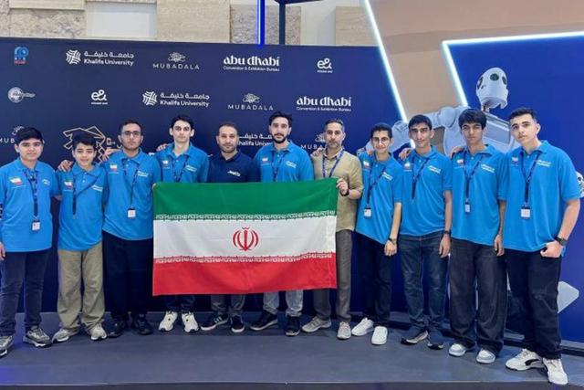 پیام تبریک پزشکیان به مناسبت قهرمانی تیم دانش‌آموزی ربوکاپ ایران