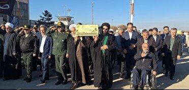 کاروان «عطر یاس» وارد همدان شد