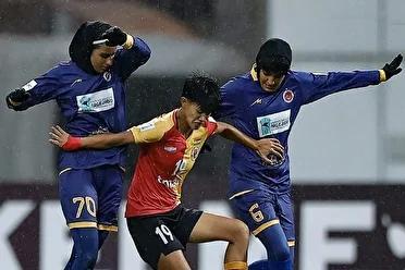 خاتون بم در نخستین گام 1-3 مغلوب بنگال شرقی شد