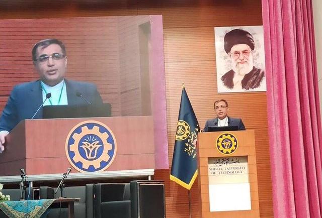 معاون استاندار فارس: درد اساسی کشور بی‌توجهی به علم است / پیوند صنعت و دانشگاه یک ضرورت راهبردی