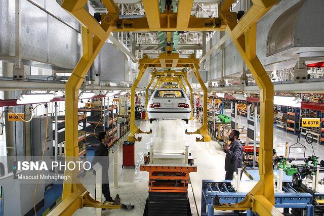 فرصت یک ساله رئیس‌جمهور به خودروسازها برای ارتقای محصولات با کمک دانش‌بنیان‌ها