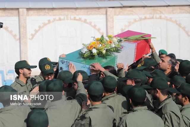 تشییع پیکر مطهر شهدای گمنام - تبریز