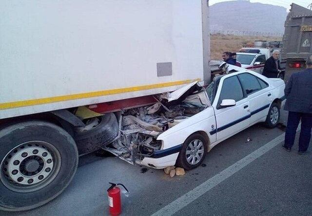 تصادف خودروی حامل اتباع خارجی در مسیر سراوان - خاش ۹ کشته برجا گذاشت