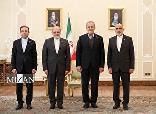 یکی از مسئولیتهای مهم سفرا، خنثیسازی فضایسازیها، روایتسازیهای نادرست و تبلیغات ضدایرانی است