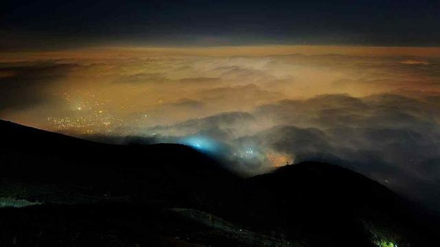 عکس | تصویری از آلودگی شدید هوای تهران از منظره توچال