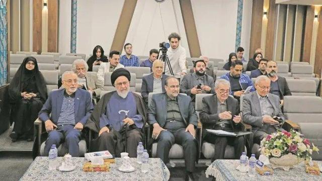 ایران هنوز برای استفاده از هوش مصنوعی آمادگی ندارد / غافلگیری جامعه علمی از هوش مصنوعی