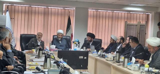 کاظمی: باید ابزارهای روز را در آموزش قرآن به کار بگیریم/ قمی: در جنگ ترکیبی دانش‌آموزان را با قرآن مأنوس کنیم