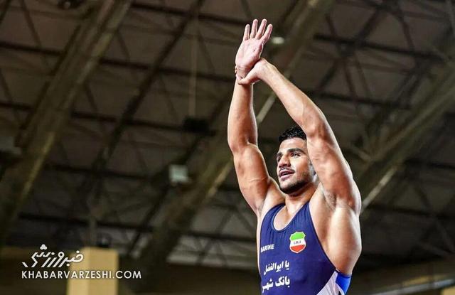 فرخی طلایی شد؛ سومین مدال طلا بر گردن کشتیگیران فرنگی ایران در ریاض