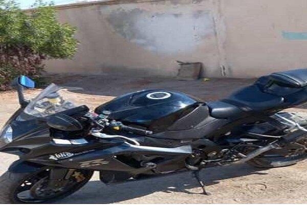 کاوازاکی ۹ میلیاردی در نائین توقیف شد