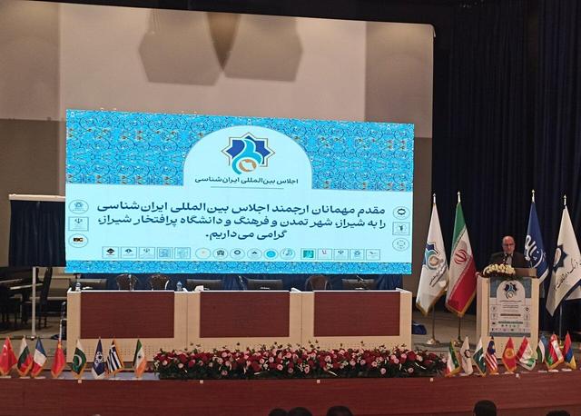 افشاری فر: شیراز، کانون تعمیق گفتگوی تمدن‌ها شد