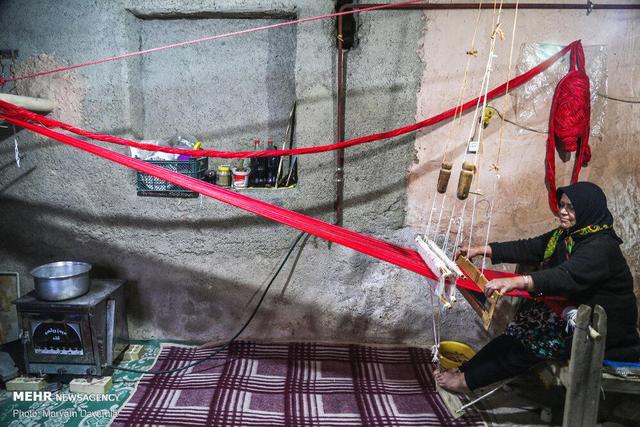 دیناری: چادرشببافی رویین در فهرست میراث ناملموس ملی ثبت شد