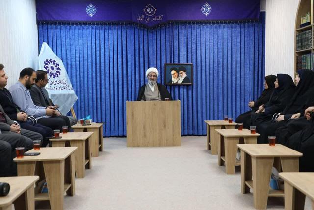 طرحی نو برای کتابخوانی در سمنان؛ حلقه‌های فکری و مطالعاتی تشکیل شود