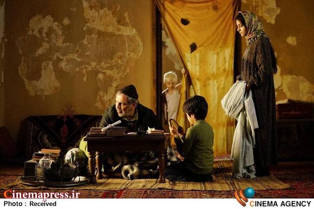 جایزه بهترین فیلم، بهترین کارگردانی، بهترین فیلمنامه و ... یک جشنواره ایرانی در کانادا به «تابستان همان سال» رسید