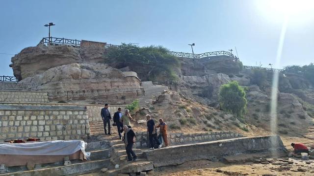 اجرای فونداسیون زیپ‌لاین ریشهر خارج از نقطه‌یابی اولیه انجام شده است