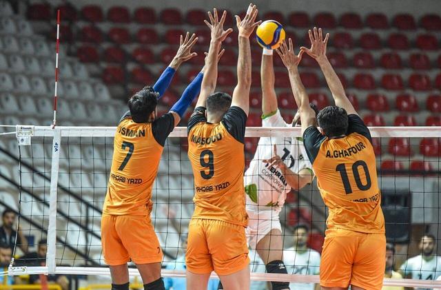 آغاز داغ لیگ برتر والیبال در یزد؛ میزبانی محدود شهداب/ چادرملو پذیرای مهرگان نور است