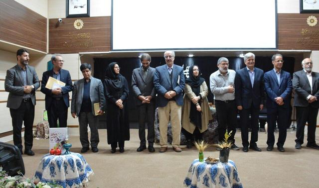 محفل ادبی «بوی جوی مولیان»؛ پیوند نسل‌ها در سایه شعر و یاد بزرگان