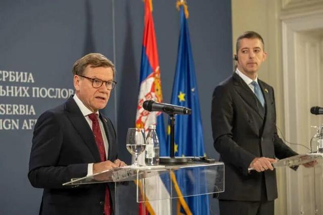 آلمان: صربستان باید قاطعانه مسیر اروپا را انتخاب کند