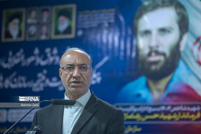 استاندار کرمانشاه: روحیه بسیجی می‌تواند گره‌های زندگی مردم را باز کند