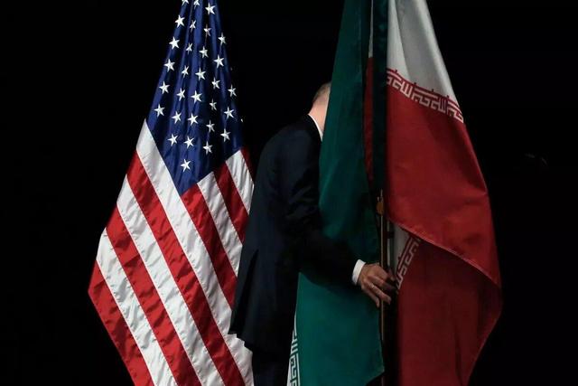 توصیه روزنامه اصولگرا به دولت: آرایش جنگی بگیرید و پاسخ سخت به دشمن بدهید