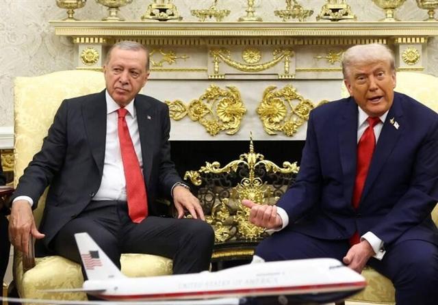 آتن برنده بزرگ تغییرات ژئوپلیتیک؛ آمریکا ترکیه را در انزوا قرار می‌دهد