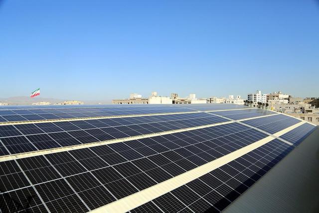 انرژی خورشیدی و بادی توان جبران شکاف ۳۰ هزار مگاواتی برق را دارد