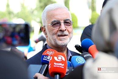 مومنی:اعطای اختیارات به استانداران به مرور در حال افزایش است/ مراودات استان‌ها و کشور‌های همسایه افزایش پیدا می‌کند + فیلم