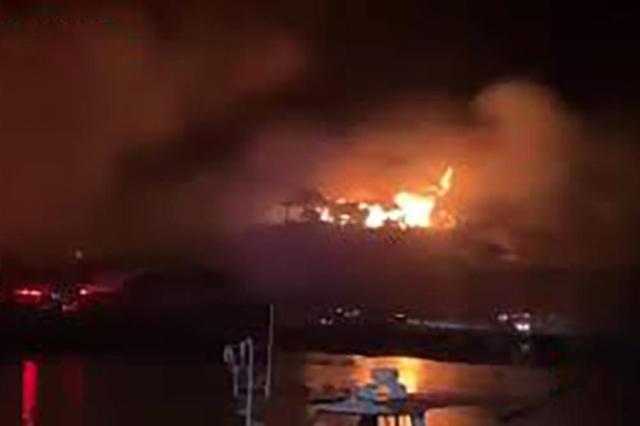 جزئیات آتش‌سوزی مهیب در منطقه ساگانوسکی ژاپن+ فیلم