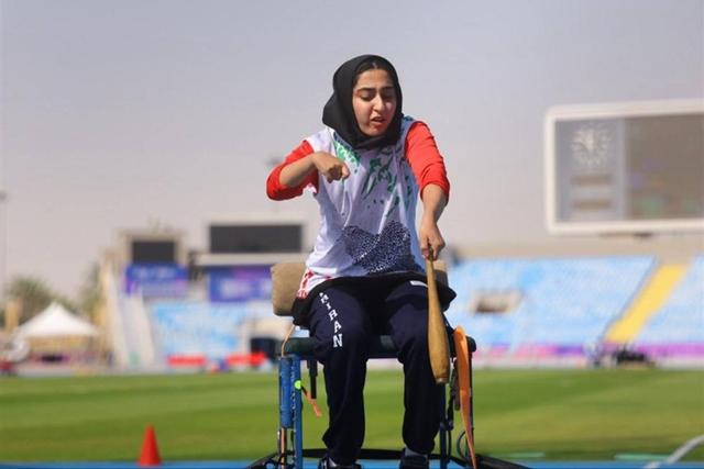 حبیبی صاحب نشان برنز پرتاب کلاب شد