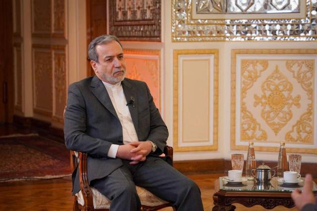 عراقچی: غنی‌سازی صفر خیانت است/ با آژانس درباره تاسیسات بمباران شده تعامل نمی‌کنیم