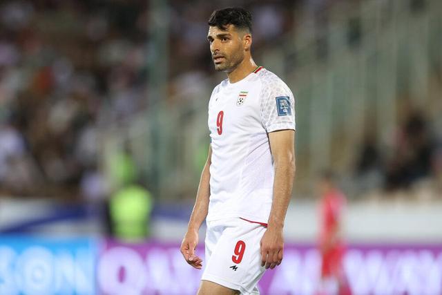 تشر جدی قلعه‌نویی به طارمی در رختکن/ فرار رو به جلو به سبک مهدی!