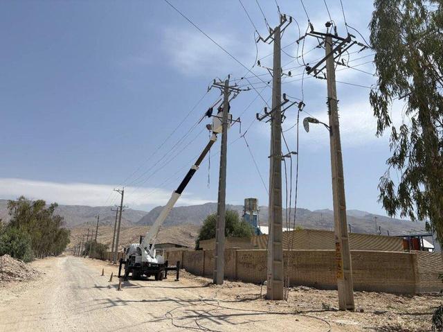 اجرای نوسازی و بهسازی شبکههای برق لرستان / شناسایی و رفع بیش از ۱۰ هزار نقص در تاسیسات