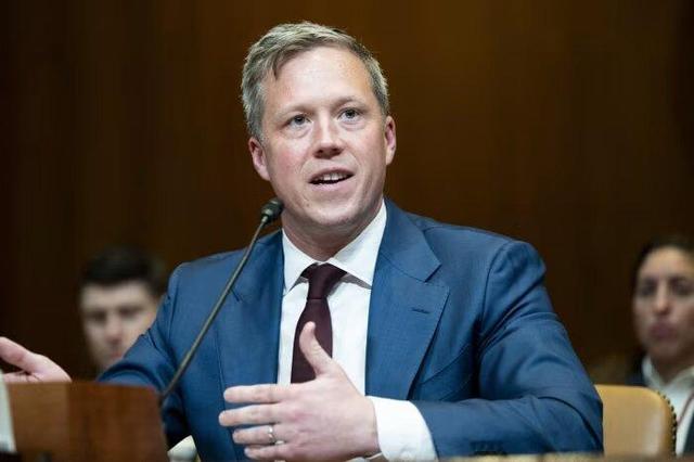 در تلاش برای احیای مذاکرات صلح اوکراین، ترامپ، هیات عالی پنتاگون را به کی‌یف فرستاده است