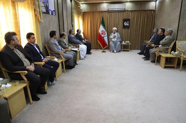 نماینده ولی‌فقیه در سیستان و بلوچستان: خدمات حوزه ارتباطات باید برای مردم ملموس و قابل مشاهده باشد