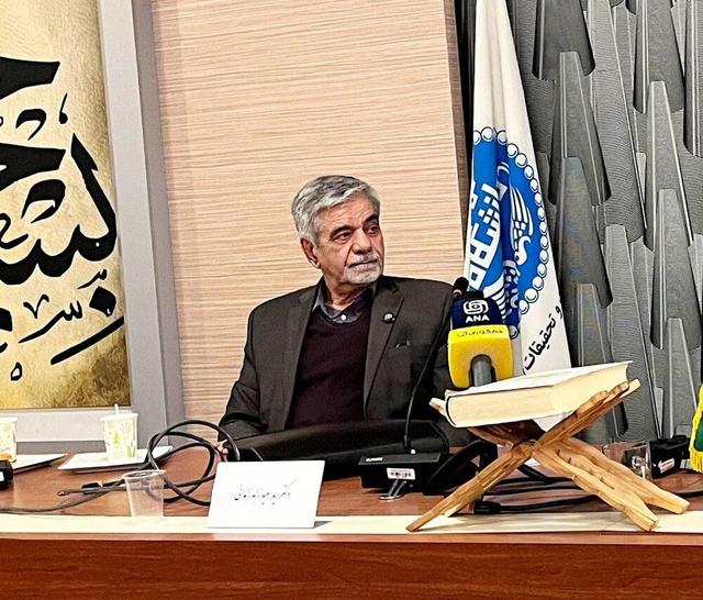 زاهد: جنبش مقاومت جنبشی اجتماعی و نقطه تقابل استکبار جهانی است 