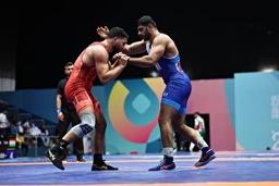 بازیهای کشورهای اسلامی| صعود ساروی و هدایتی به فینال مسابقات کشتی فرنگی