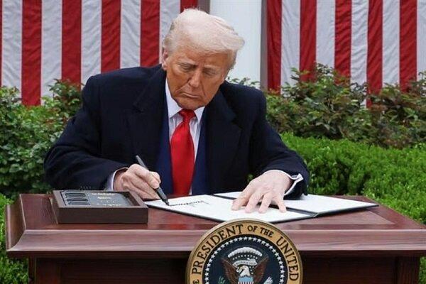 محبوبیت ترامپ به پایین‌ترین میزان رسید