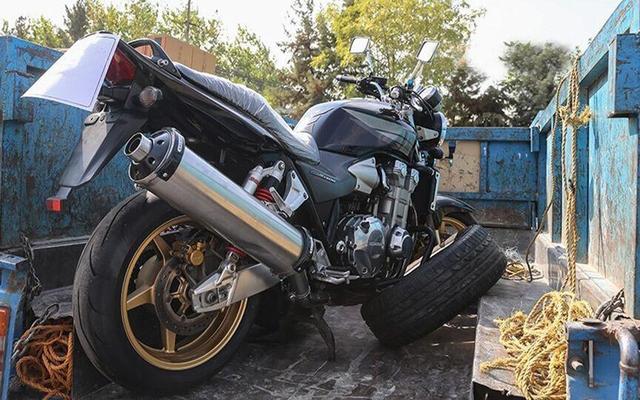 پلیس موافق شماره‌گذاری موتورهای سنگین مجاز است