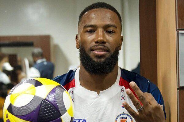 مهاجم استقلال همراه هائیتی راهی جام جهانی شد/ تمجید فیفا از نازون