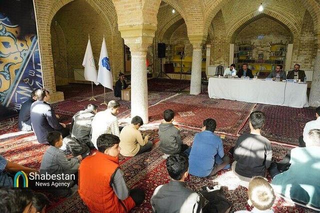 کسب سه رتبه برتر فعالان قرآنی گلستان در مسابقات قرآنی مدهامتان