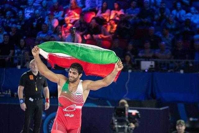 صید طلایی پادشاه کشتی ایرانی در ریاض/ قهرمانی مقتدرانه محمدهادی ساروی