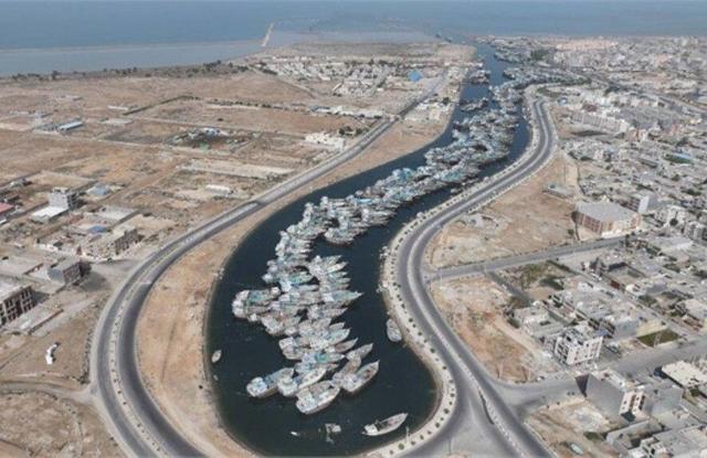 ارجمندزاده: پروژه ساماندهی تأسیسات برقی بندر گناوه ۲۱ درصد پیشرفت دارد