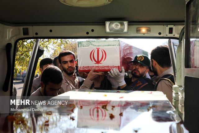 مراسم استقبال از شهدای گمنام دفاع مقدس در فرودگاه اردبیل