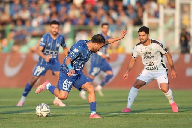 منوچهری: استقلال چالش شیرین پیش‌رو دارد/ دو بازیکن فراتر از بقیه هستند