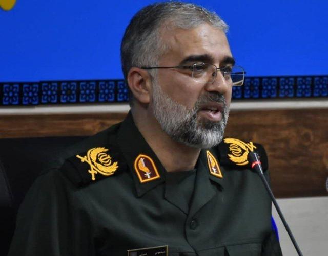 اجرای ۸۴۰۵ برنامه در هفته بسیج؛ بسیج پاره‌تن مردم است و بی‌منت خدمت می