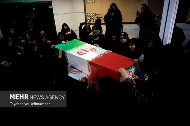 استقبال باشکوه از شهدای گمنام در نهمین اجلاسیه عقیلهالنساء در رشت