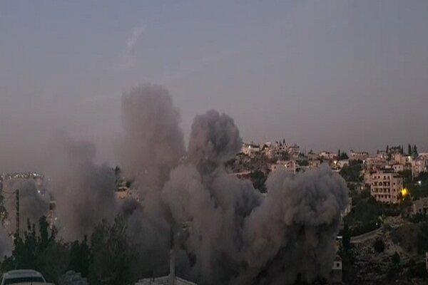 بمباران شهرک های طیرفلسیه و عیناتا در جنوب لبنان از سوی تل آویو+فیلم