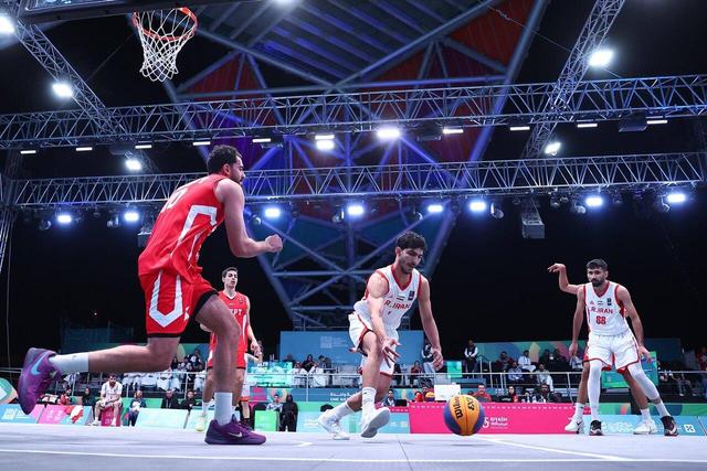 تیم بسکتبال ۳ نفره مردان مدال نقره گرفت