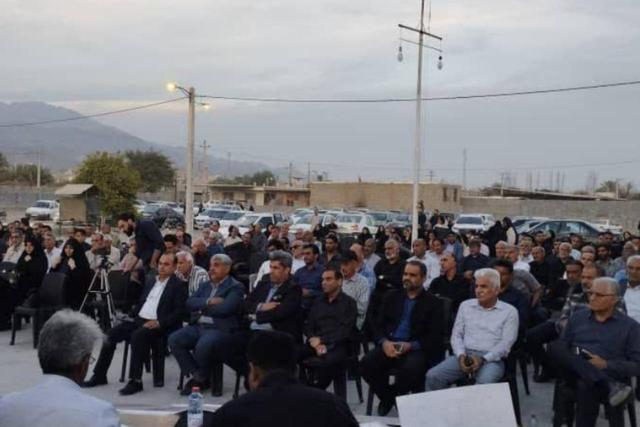 شب‌نشینی شاعرانه بر مزار شاعر فقید هرمزگان برگزار شد