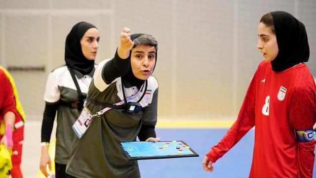 فوتسال قهرمانی دانش‌آموزان جهان؛ دختران ایران برزیل را متوقف کردند